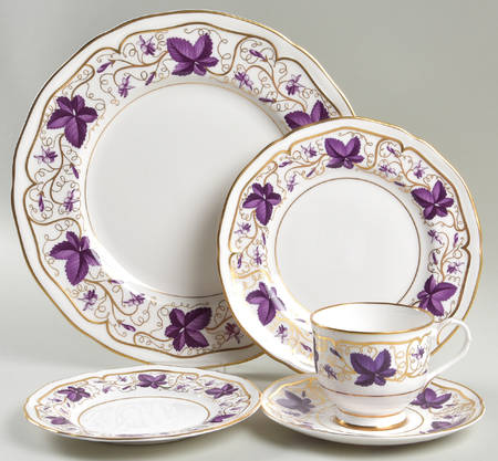 Purple Vine 5 Piece Place Setting