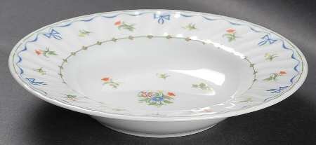 Ribbons & Bows Rim Soup Bowl