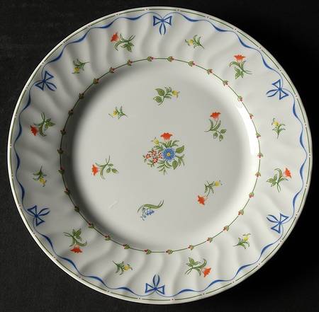 Ribbons & Bows Salad Plate