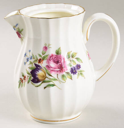 Roanoke Cream Hot Water Jug No Lid