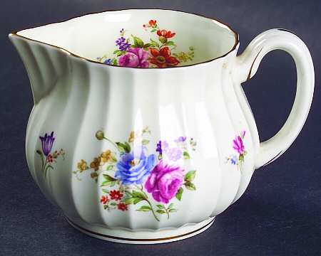 Roanoke Cream Creamer