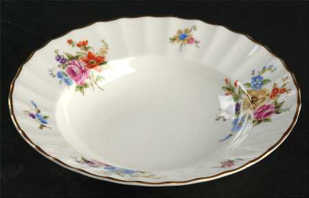 Roanoke Cream Rim Fruit/Dessert (Sauce) Bowl