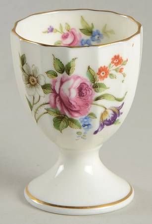 Roanoke Cream Single Egg Cup