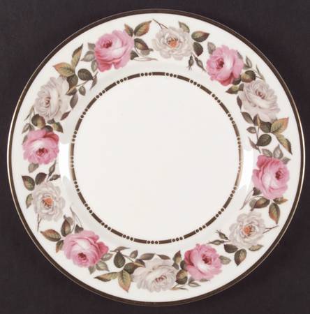 Royal Garden (Dotted Inner Ring) Dinner Plate