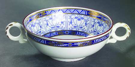Royal Lily (Smooth) Footed Cream Soup Bowl