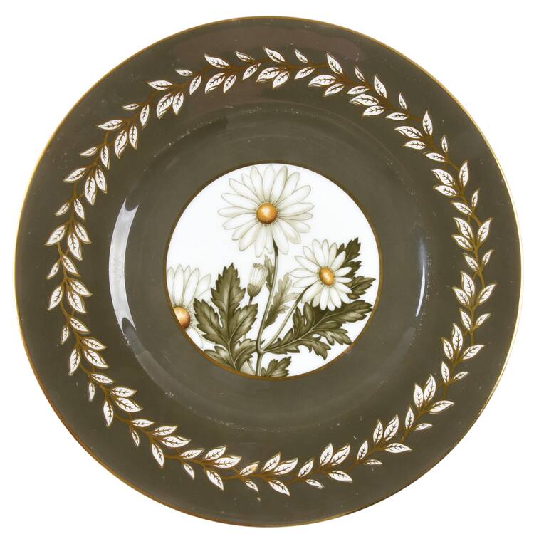 RW39 Dinner Plate