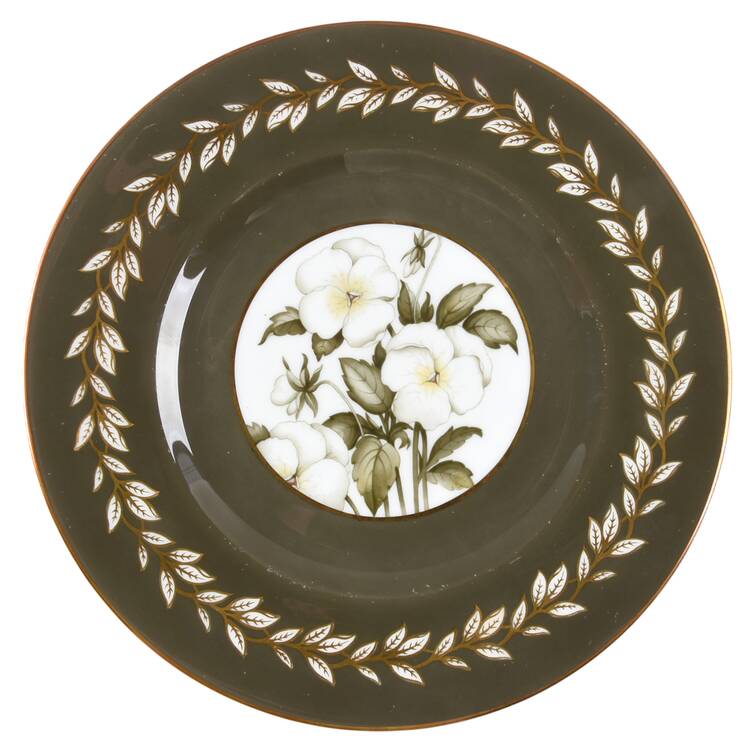 RW39 Dinner Plate