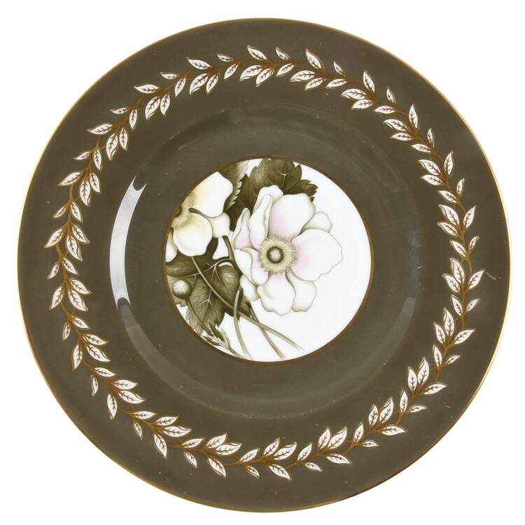 RW39 Dinner Plate