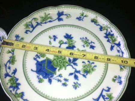 W8464-Green & Blue Footed Cake Plate