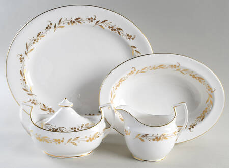Saguenay 5 Piece Hostess Set