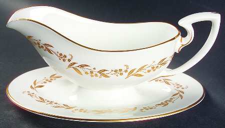 Saguenay Gravy Boat with Attached Underplate