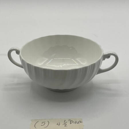 Snowflake Footed Cream Soup Bowl