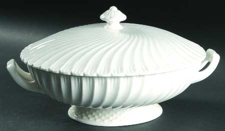 Snowflake Round Covered Vegetable