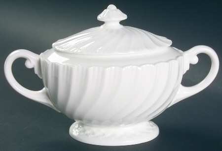 Snowflake Sugar Bowl & Lid