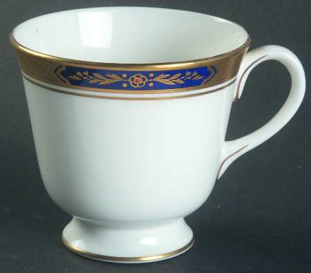 Sovereign Footed Cup