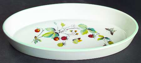 Strawberry Fair (Oven To Table, Bluetrim) 12'' Oval Baker