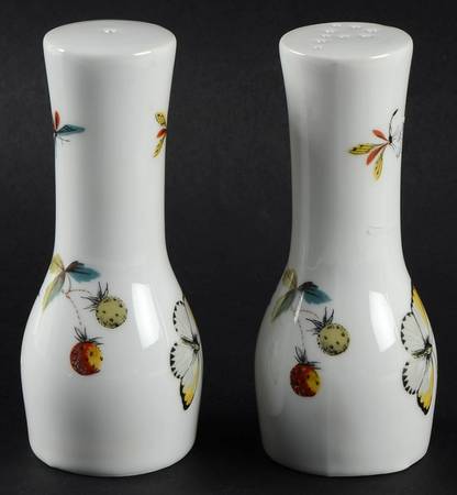 Strawberry Fair (Oven To Table, Bluetrim) Salt & Pepper Set