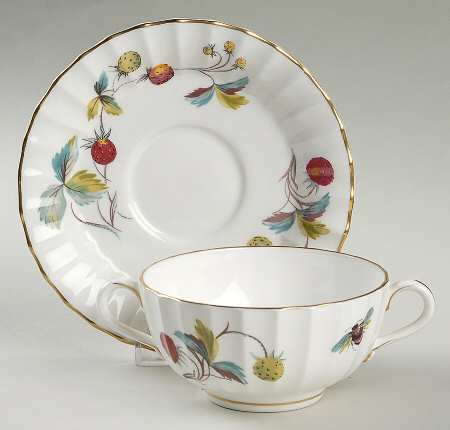 Strawberry Fair (Bone, Rim, Fluted, Gold) Footed Cream Soup Bowl & Saucer Set