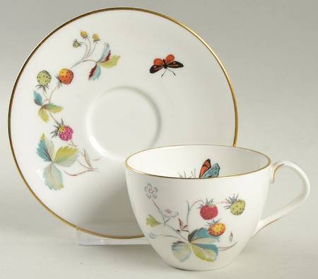 Strawberry Fair (Bone, Coupe, Smooth, Gold) Flat Demitasse Cup & Saucer Set