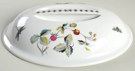Strawberry Fair (Bone, Coupe, Smooth, Gold) Lid for 4 Qt Oval Casserole