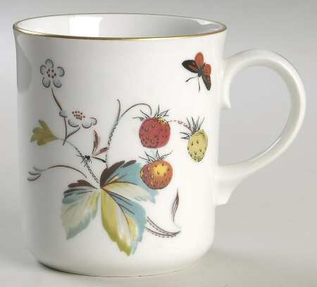 Strawberry Fair (Bone, Coupe, Smooth, Gold) Mug