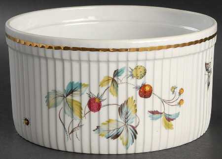 Strawberry Fair (Bone, Coupe, Smooth, Gold) 7" Souffle
