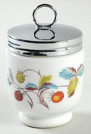 Strawberry Fair (Bone, Coupe, Smooth, Gold) King Size Egg Coddler & Lid