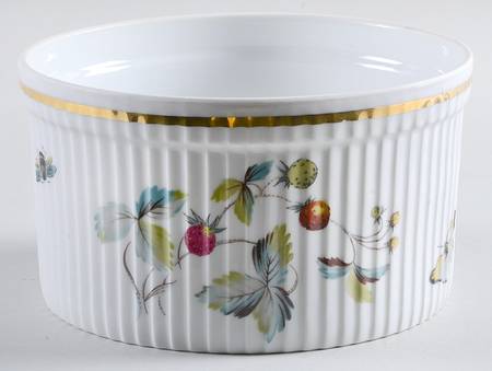 Strawberry Fair (Bone, Coupe, Smooth, Gold) 6" Souffle