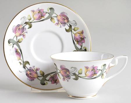 Tulip Footed Cup & Saucer Set