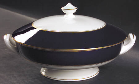 Ventura Cobalt Blue Round Covered Vegetable