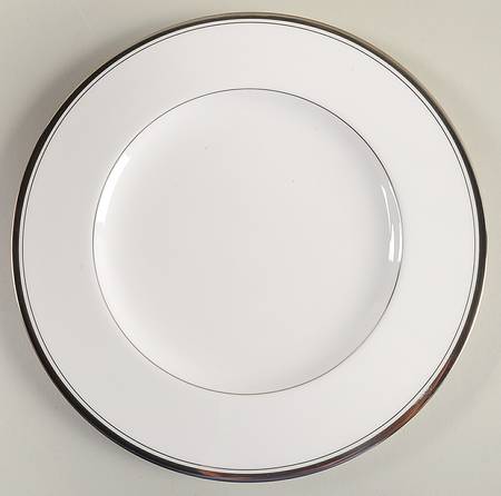 Viceroy (Platinum Trim) Luncheon Plate