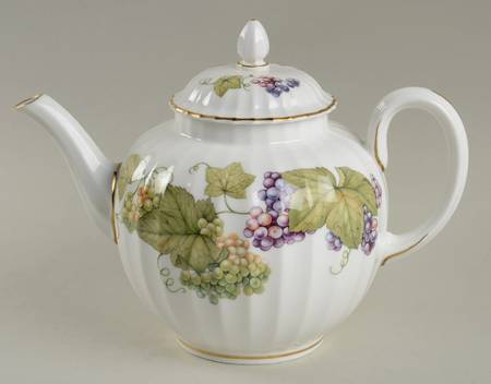 Vine Harvest Teapot & Lid