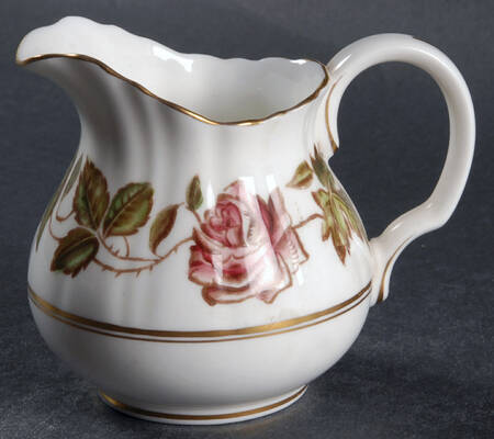 Virginia Mini Creamer