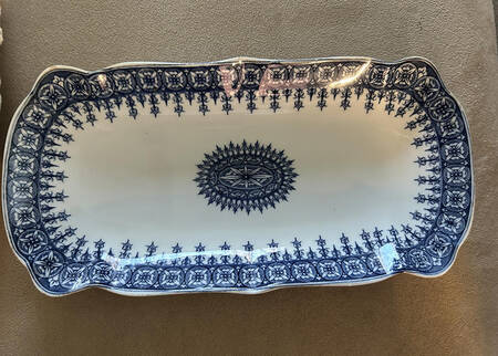 W2088 (No Trim) Small Sandwich Tray