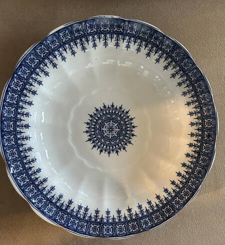 W2088 (No Trim) Low Footed Cake Plate