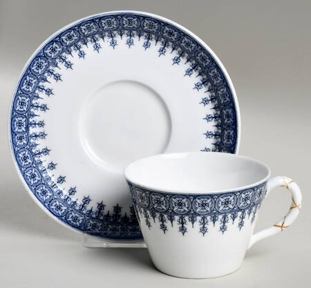 W2088 (No Trim) Oversized Cup & Saucer Set