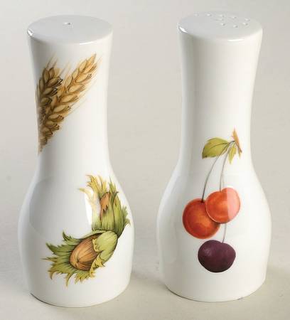 Wild Harvest (Gold Trim) Salt & Pepper Set