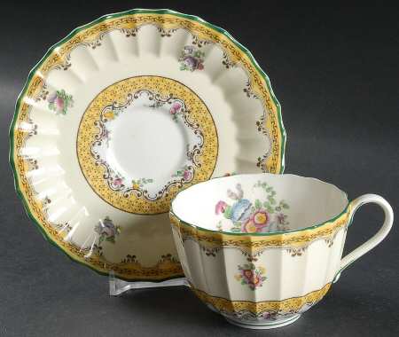 Willoughby Flat Cup & Saucer Set
