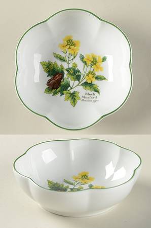 Worcester Herbs (Green Trim) Small Scalloped Round Dish