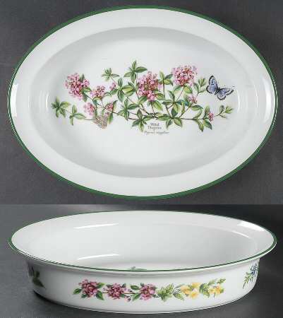 Worcester Herbs (Green Trim) 11" Oval Pie Baker