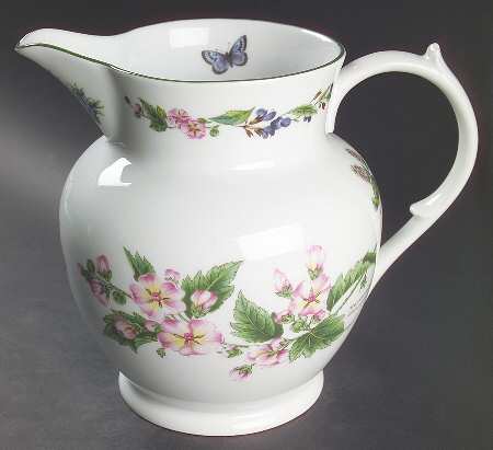 Worcester Herbs (Green Trim) 72 Oz Pitcher