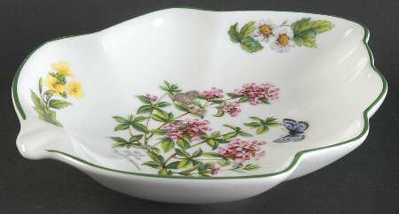 Worcester Herbs (Green Trim) 8" Leaf Dish