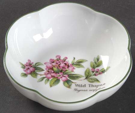Worcester Herbs (Green Trim) Round Dish/Scalloped-Small