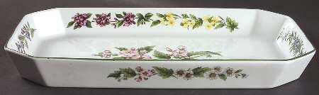 Worcester Herbs (Green Trim) 15" Rectangular Baker