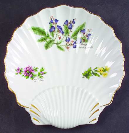 Worcester Herbs (Gold Trim) Large Shell Shaped Dish