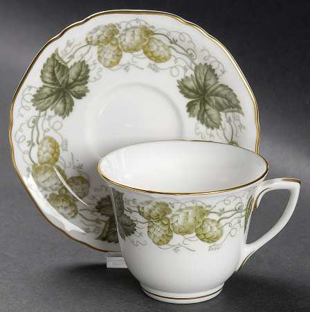 The Worcester Hop Flat Demitasse Cup & Saucer Set