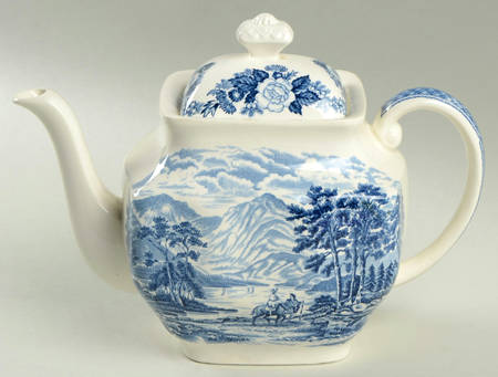 Lochs of Scotland Blue Teapot & Lid
