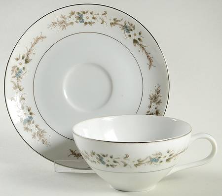 Devon Flat Cup & Saucer Set