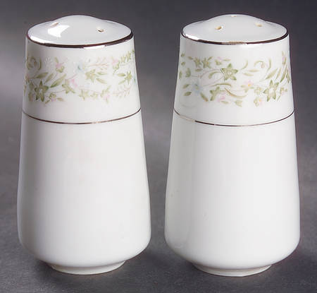 Pauline Salt & Pepper Set