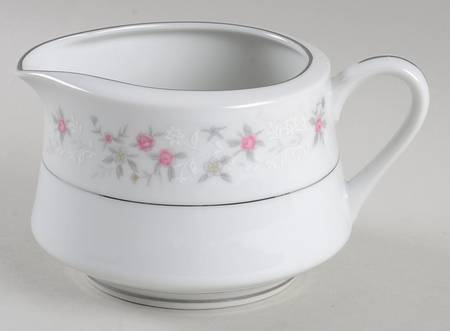 Roanoke Creamer